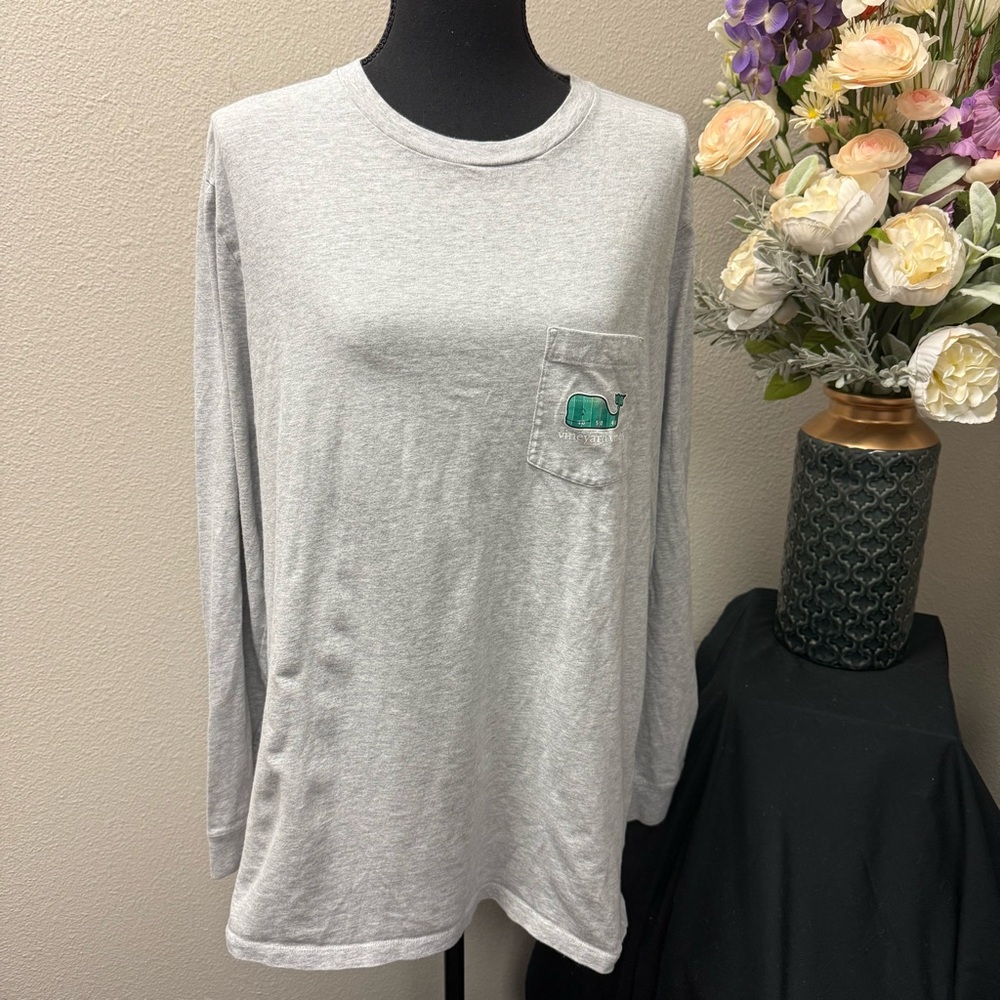 Vineyard Vines Whale Long Sleeve Tee Gray Size L – Football Field Whale Logo Poc
